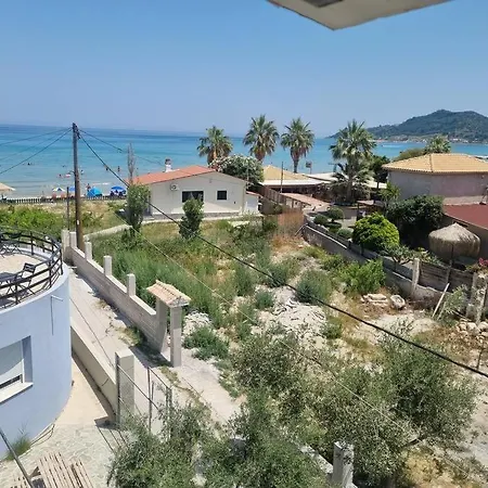 Mastora Seaside Loft *