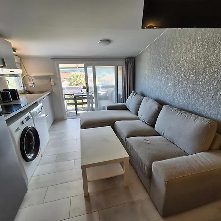 Mastora Seaside Loft